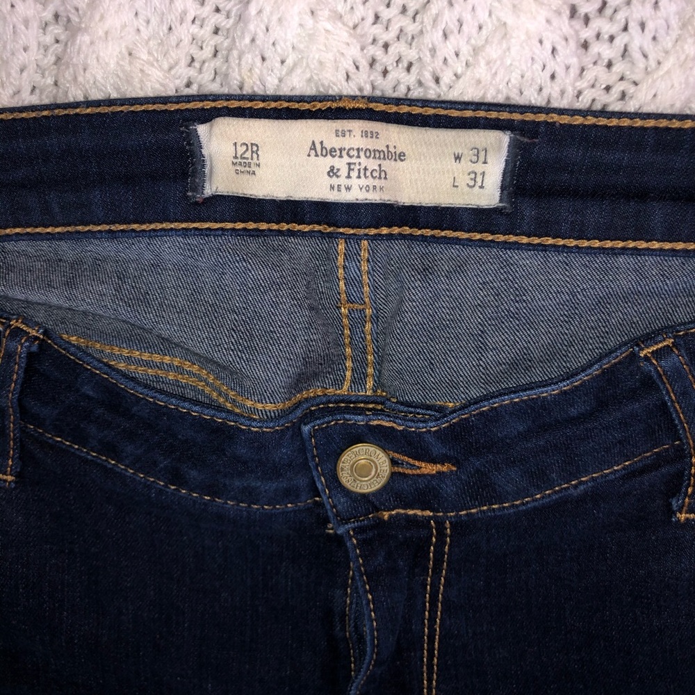 Dark Wash Blue Jeans